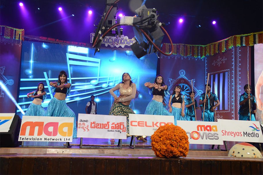 Govindhudu-Andari-Vaadele-Movie-Audio-Launch